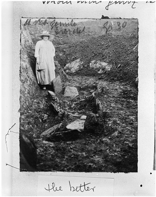 Photograph of Duchess of Mecklenburg at the excavation of&nbsp; the burial mounds at Stična,&nbsp;Slovenia 1905-14. 2004.24.33236