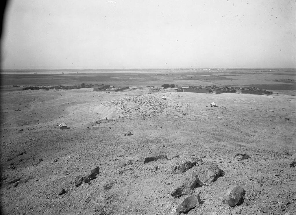 Desert landscape in black and white