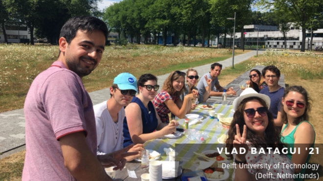image of Harvard University and Delft University of Technology students at lunch